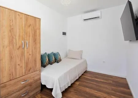 Ferienhaus Elysian By The Sea